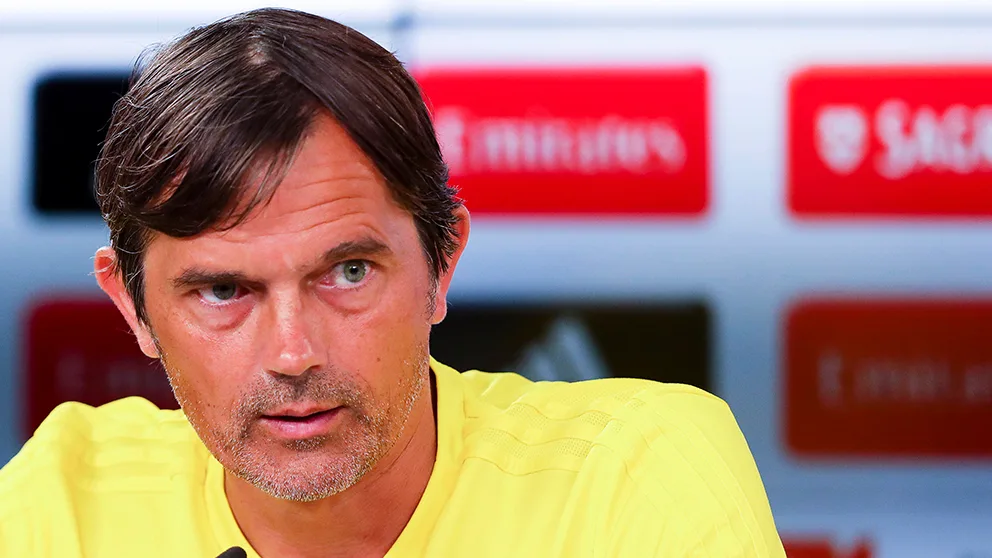 Excuses Cocu voor 'wanprestatie' Fenerbahçe