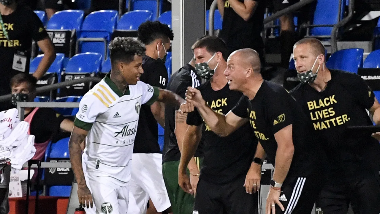 Portland-aanvaller Polo staat 70 seconden in het veld en doet dan dit 