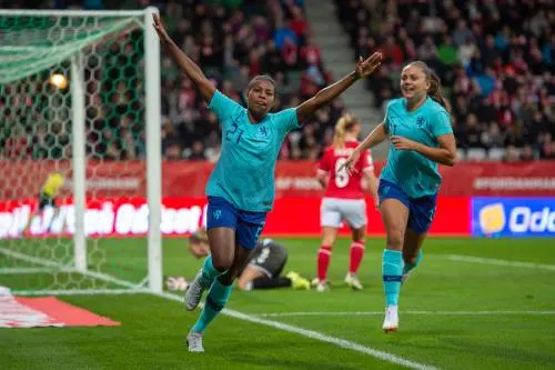 Beerensteyn helpt Oranje naar finale play-offs