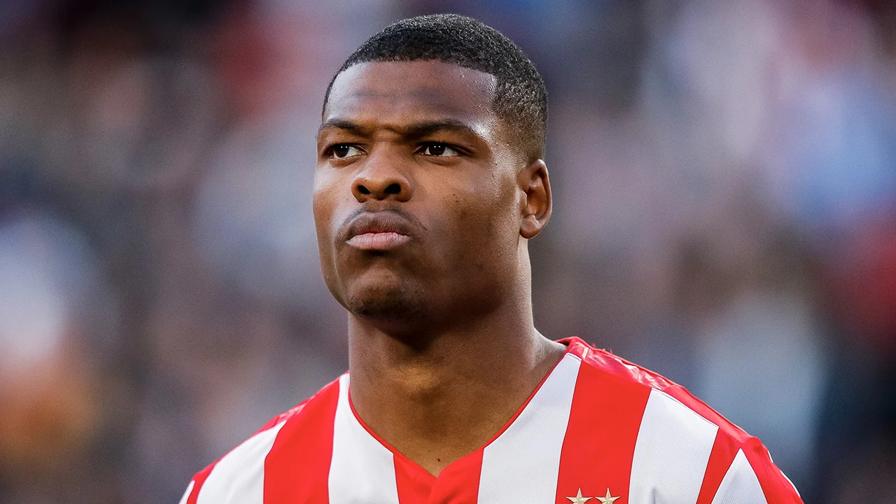 PSV haalt Dumfries van groepstraining na demonstratie 