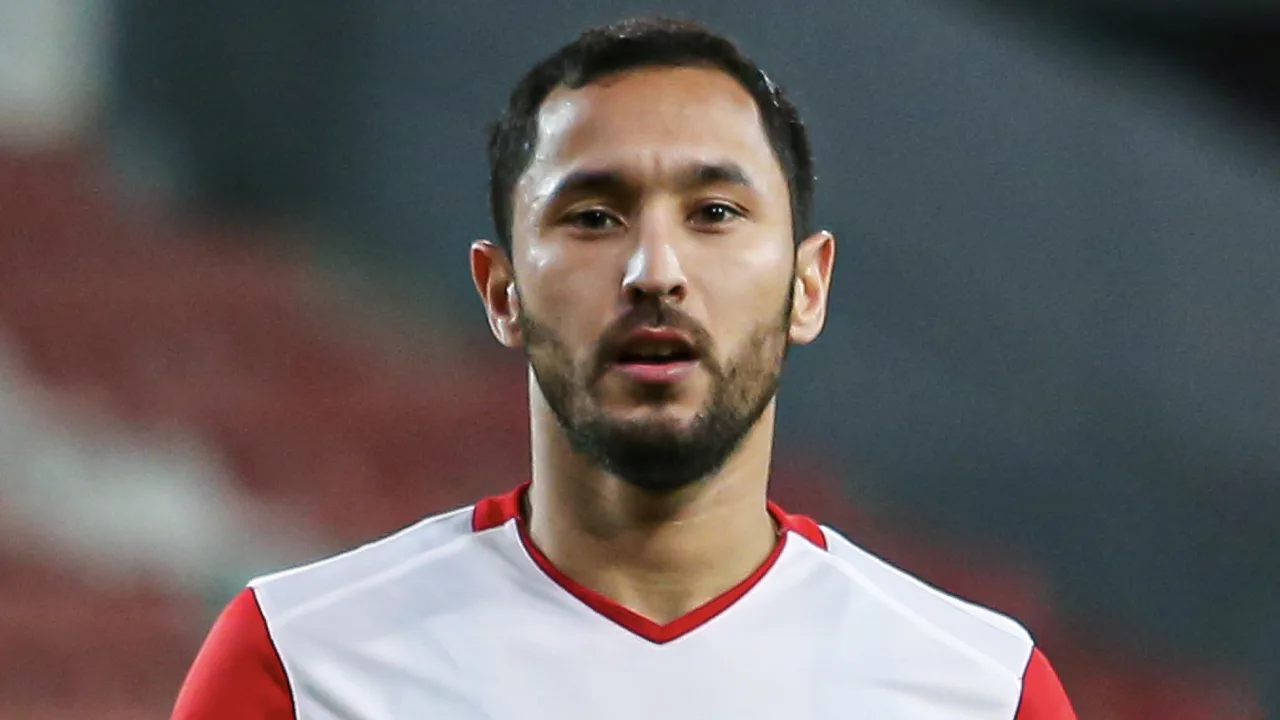 FC Utrecht bindt clubman Van der Maarel voor nog eens twee jaar