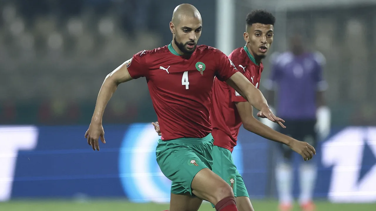 'Tottenham Hotspur in verregaande onderhandelingen met Sofyan Amrabat'