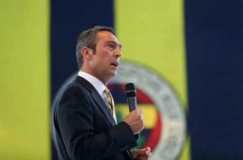 Preses Fenerbahçe doet boekje open