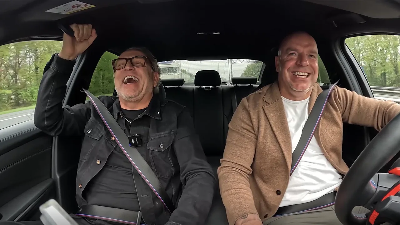 Gordon doet opmerkelijke onthulling: 'Daar heb ik een keer zo liggen knallen met een voetballer!'