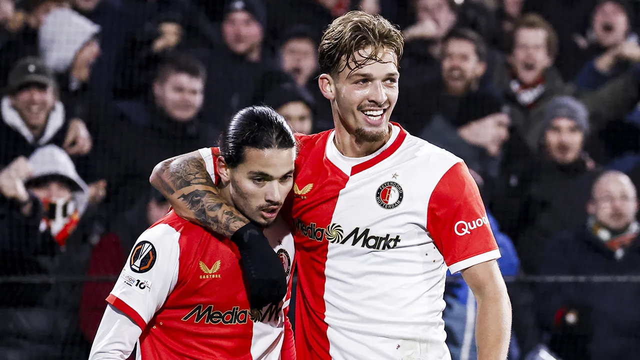 Feyenoord wint van Sturm Graz en houdt kleine kans op tussenronde