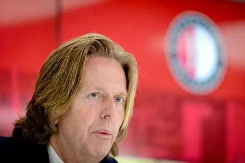 Rotterdam: Feyenoord zet zichzelf buitenspel