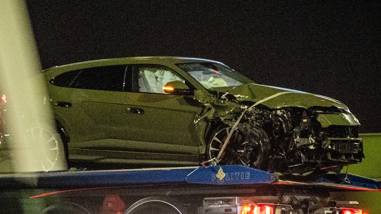 Oud-international met Lamborghini betrokken bij auto-ongeluk op A4