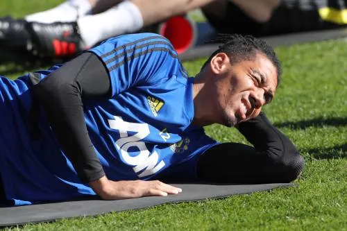 Manchester United leent Smalling uit aan Roma