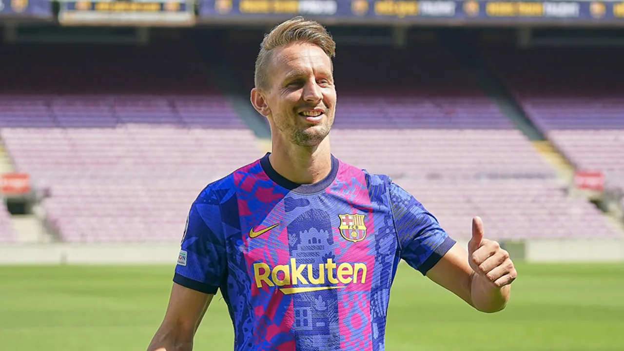 Basisplaats voor Luuk de Jong in Clásico tegen Real Madrid