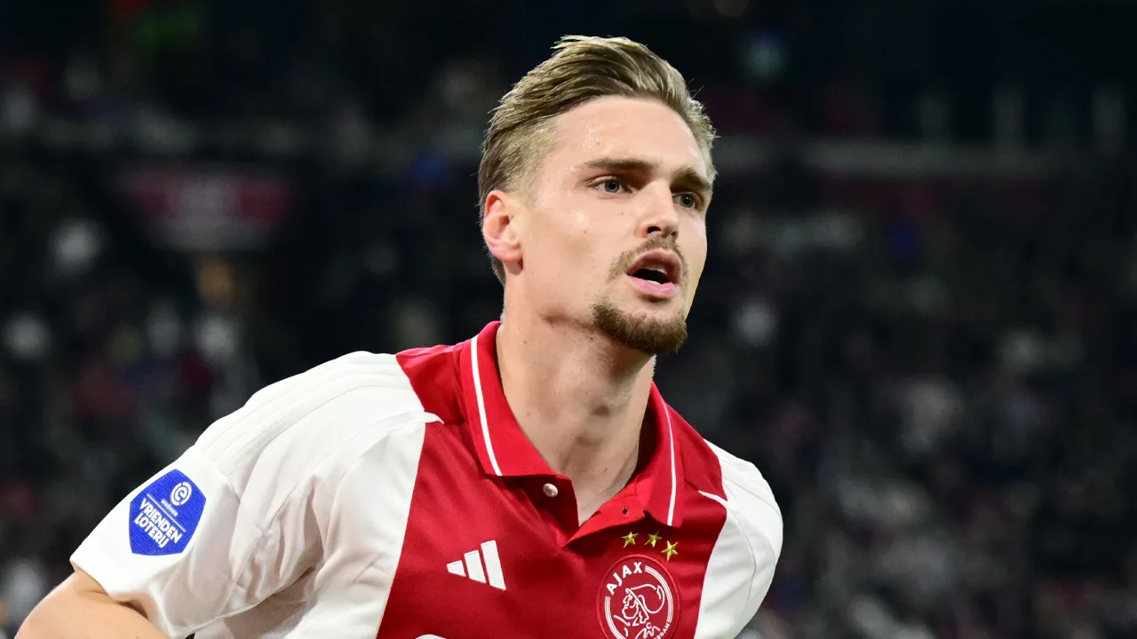 'Ajax mag mogelijk sneller dan verwacht vierde ster toevoegen aan shirt'