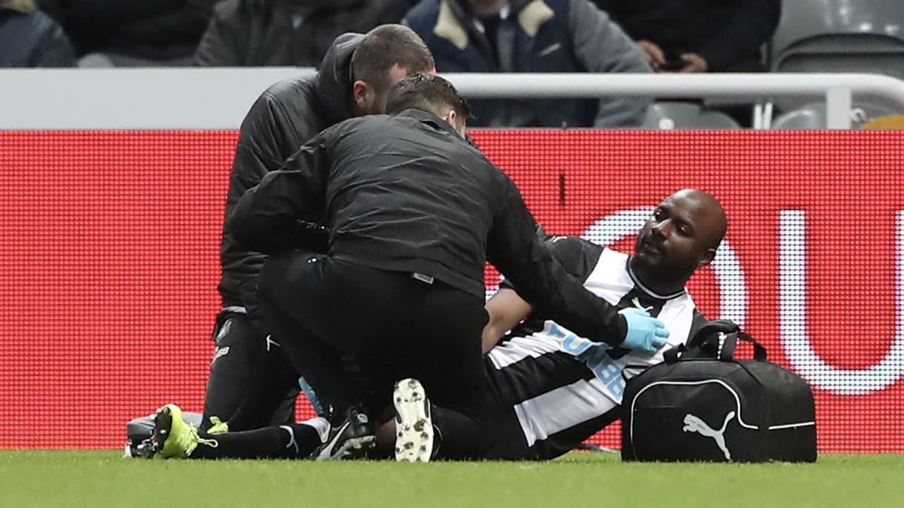 Newcastle United vreest zware knieblessure Jetro Willems