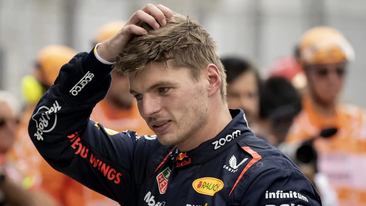 Verstappen noemt zijn auto 'onbestuurbaar monster': 'Vierde wereldtitel niet realistisch'