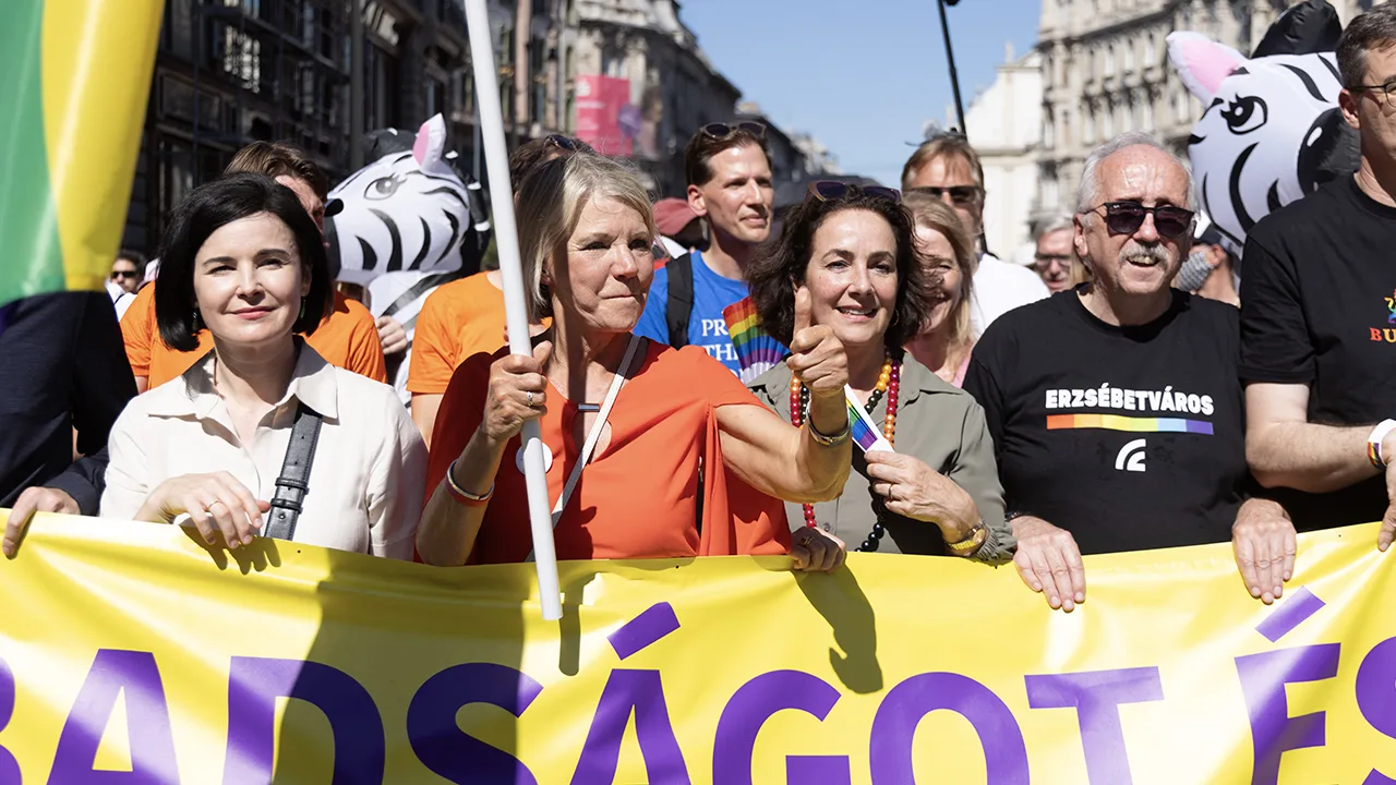 Verboden Pride-mars in Boedapest, met onder meer Femke Halsema, rustig verlopen