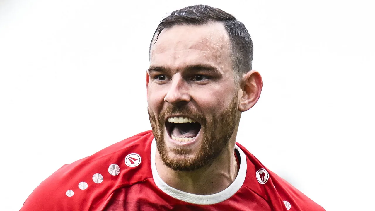 Zien: Nieuwe coupe voor Vincent Janssen na dubbel met Antwerp FC