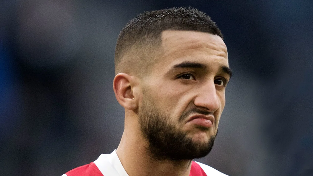 'Ziyech ziet niets in Spaanse transfer, blijft vooralsnog bij Ajax'
