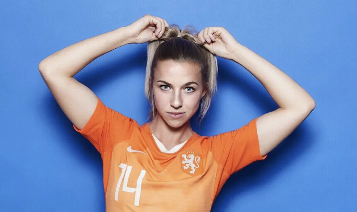 GRRR! Oranje Leeuwin Jackie Groenen in de spotlight 