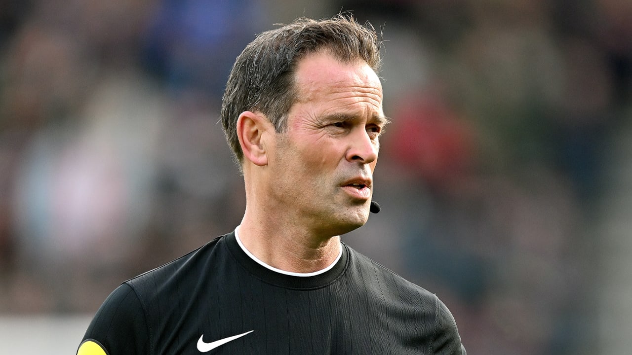 Bas Nijhuis leidt duel tussen PEC Zwolle en Ajax