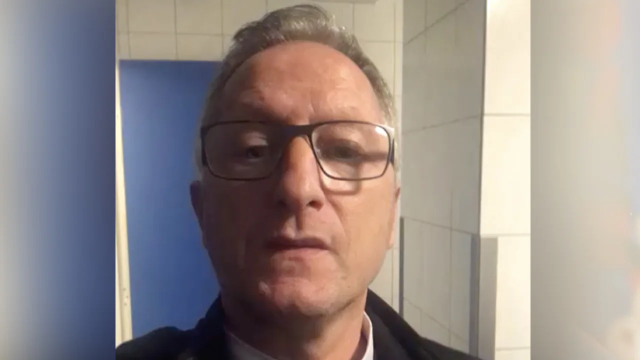 Eric Meijers stemt op Radio Veronica Inside: 'Kutprogramma!'