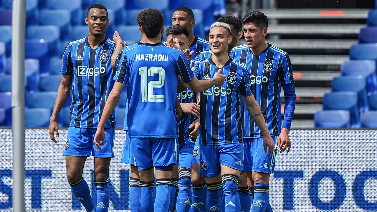 'Leegloop bij Ajax: deze zeven spelers zijn op weg naar de uitgang'