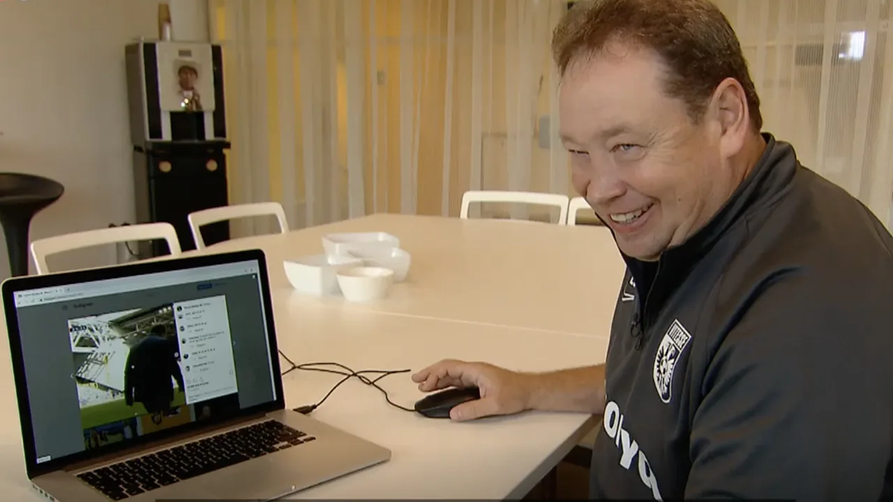 Influencer Slutsky geeft rondleiding op zijn Instagrampagina