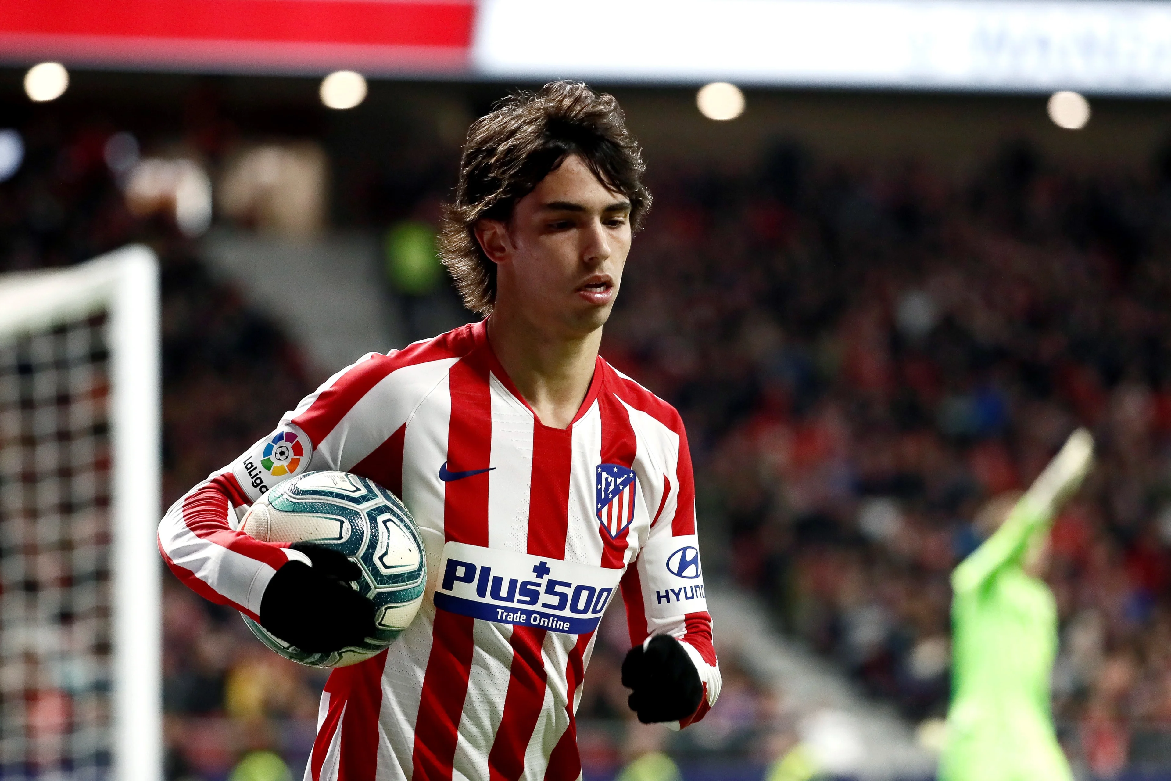 João Félix kampt met spierblessure