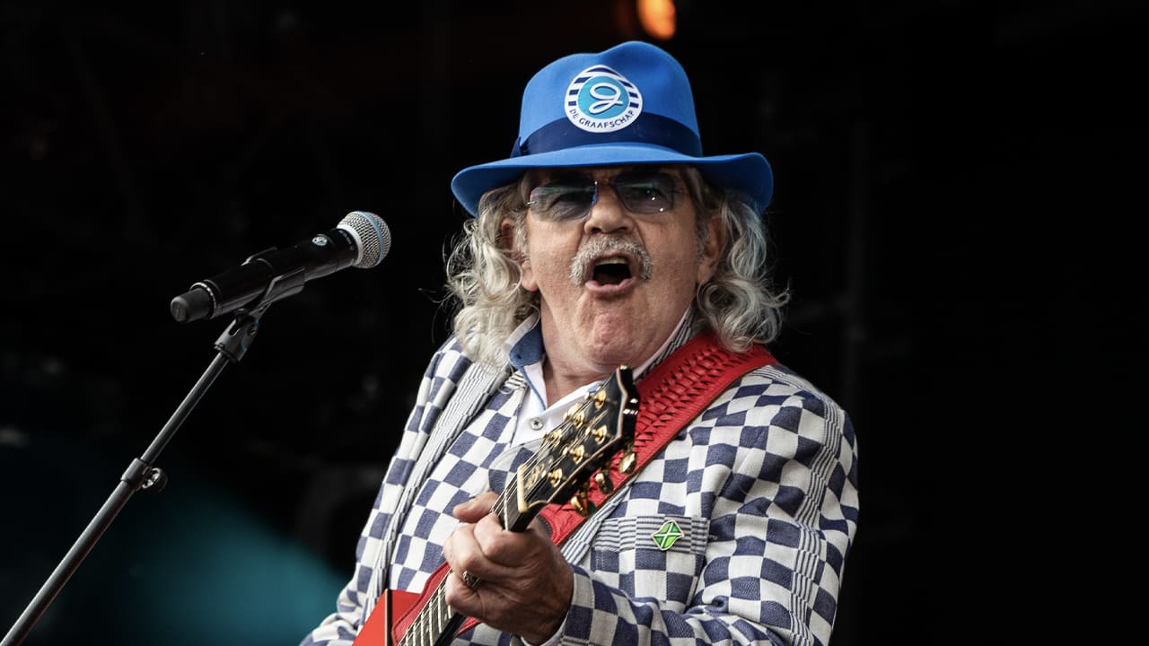 Graafschap-fan Bennie Jolink dacht corona te hebben: 'Bleek een kater'