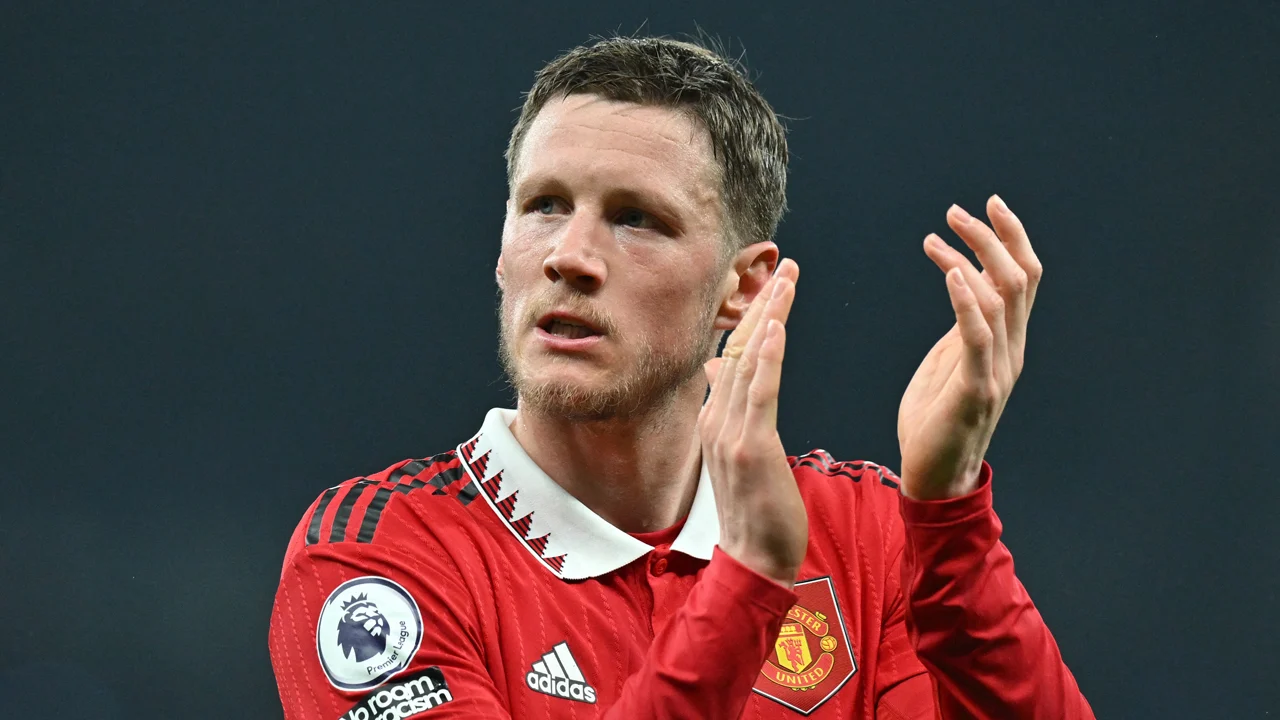 Zaakwaarnemer Weghorst ontkracht geruchten over vertrek bij Manchester United: 'Voorbarig'