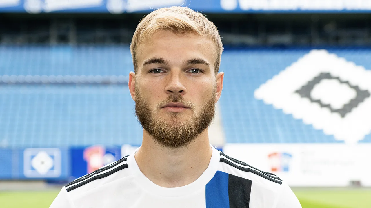 AZ haalt Letschert terug naar Nederland