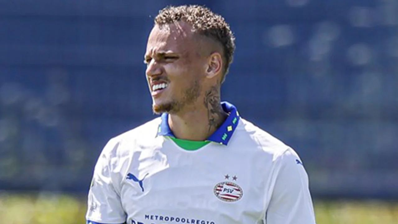 PSV wint en verliest in oefenduels van SC Paderborn