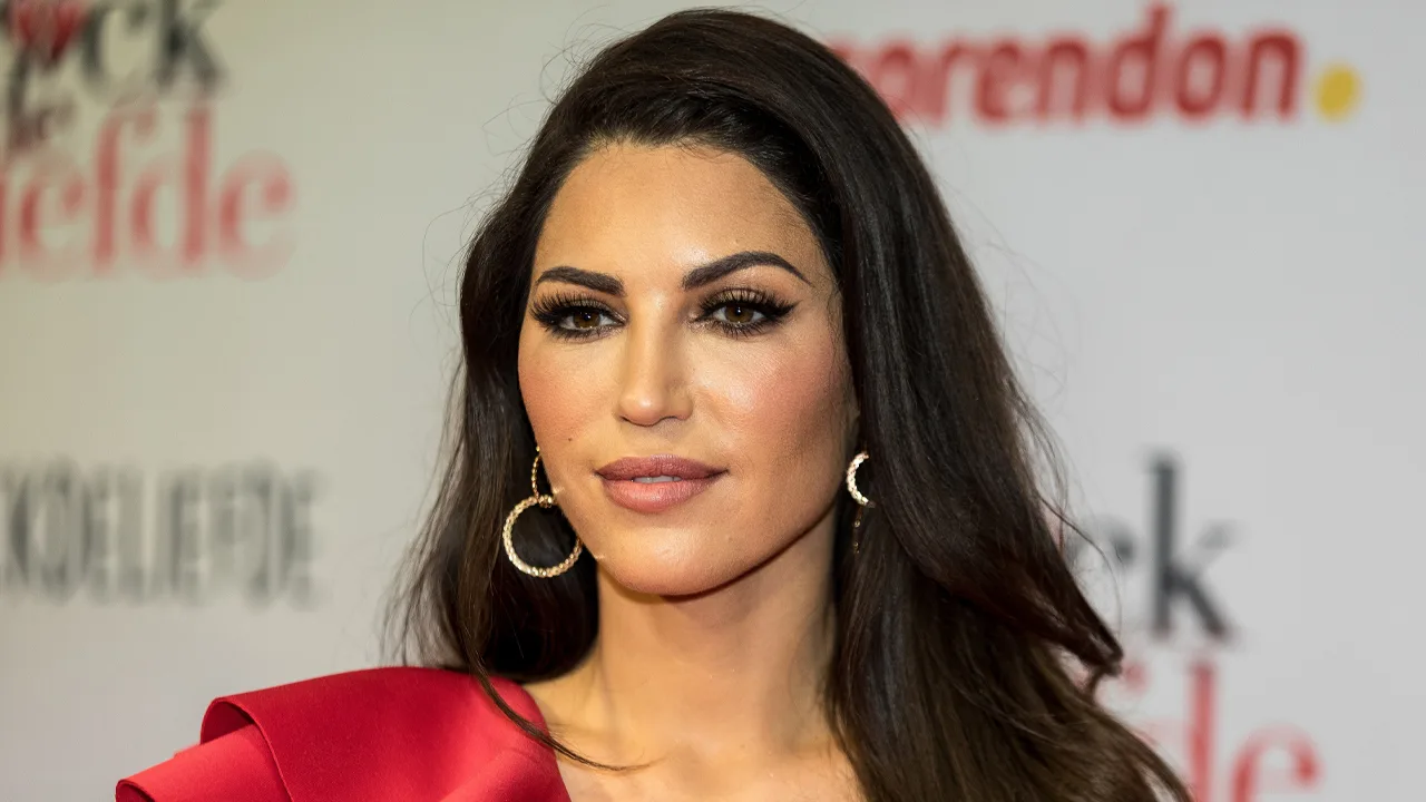 Yolanthe Cabau rouwt om dood van vader Wesley Sneijder: 'Zo veel verdriet'