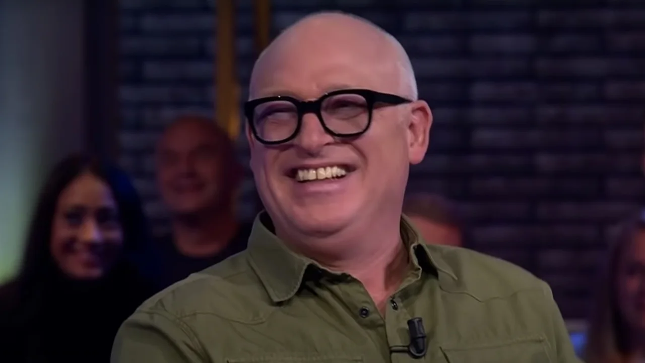 'Co-commentator Gijp ging een kwartier voor het einde doodleuk weg!'