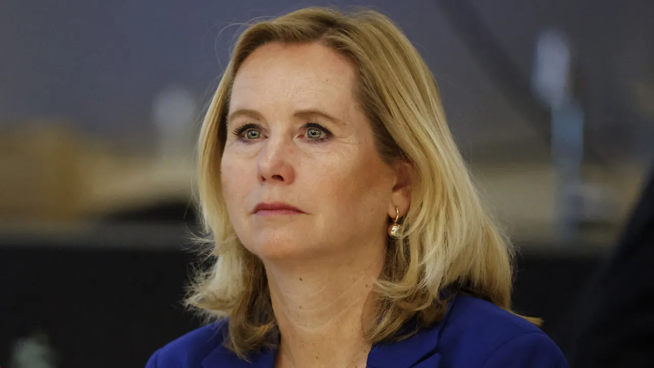 Bezuinigingen minister Klever bekend: Nederlands belang voorop bij ontwikkelingshulp