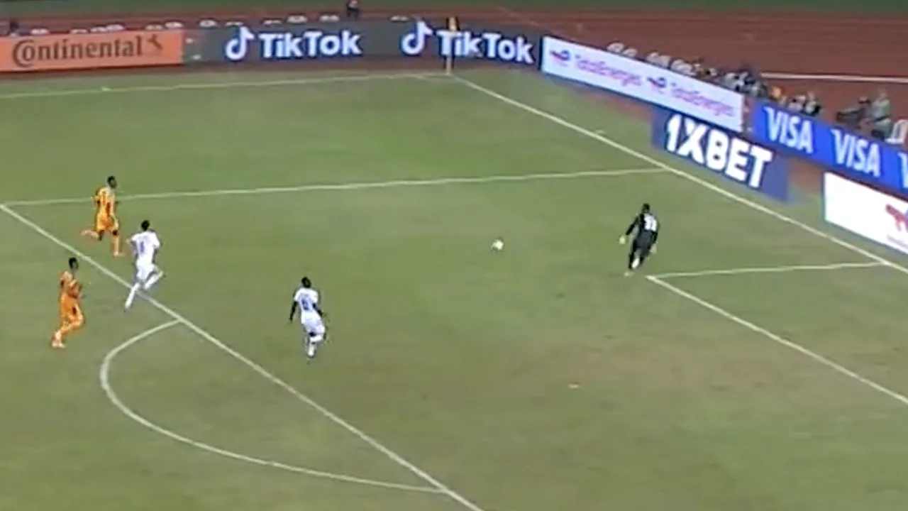 Weekend van de keepersblunders: bizarre fout kost Ivoorkust twee punten