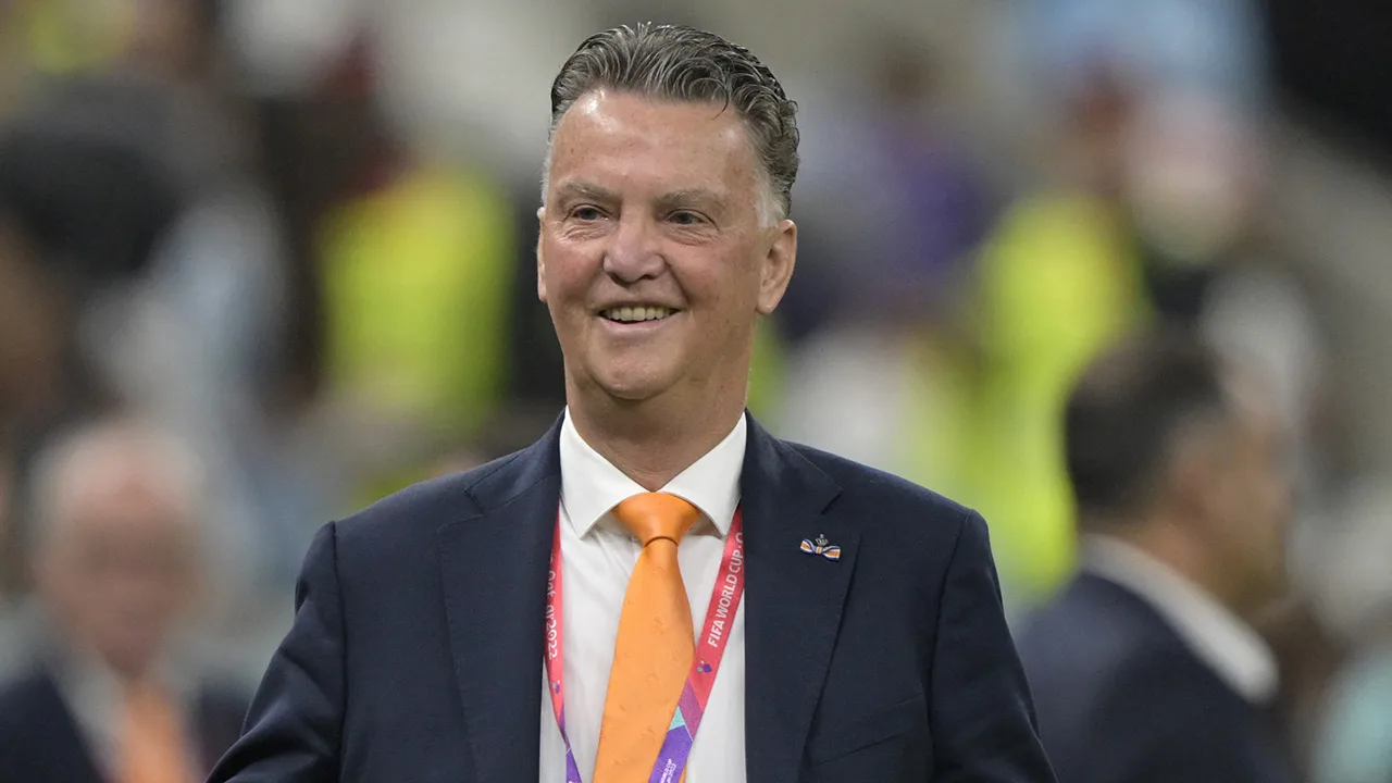 Van Gaal sluit terugkeer als bondscoach niet uit: 'Ik voel me steeds fitter worden'