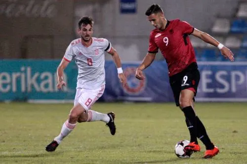 Spanje op schot in oefenduel met Wales