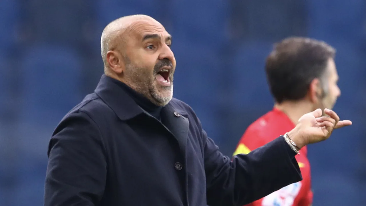 Parma ontslaat trainer om degradatiezorgen