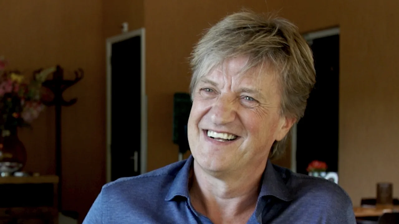 Wim maakt plaats voor Sneijder: 'Ik ben eruit gegooid!'