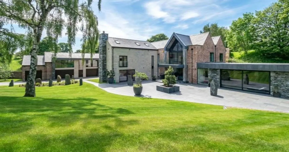 ZIEN: de bizarre miljoenenvilla van Cristiano Ronaldo in Manchester 