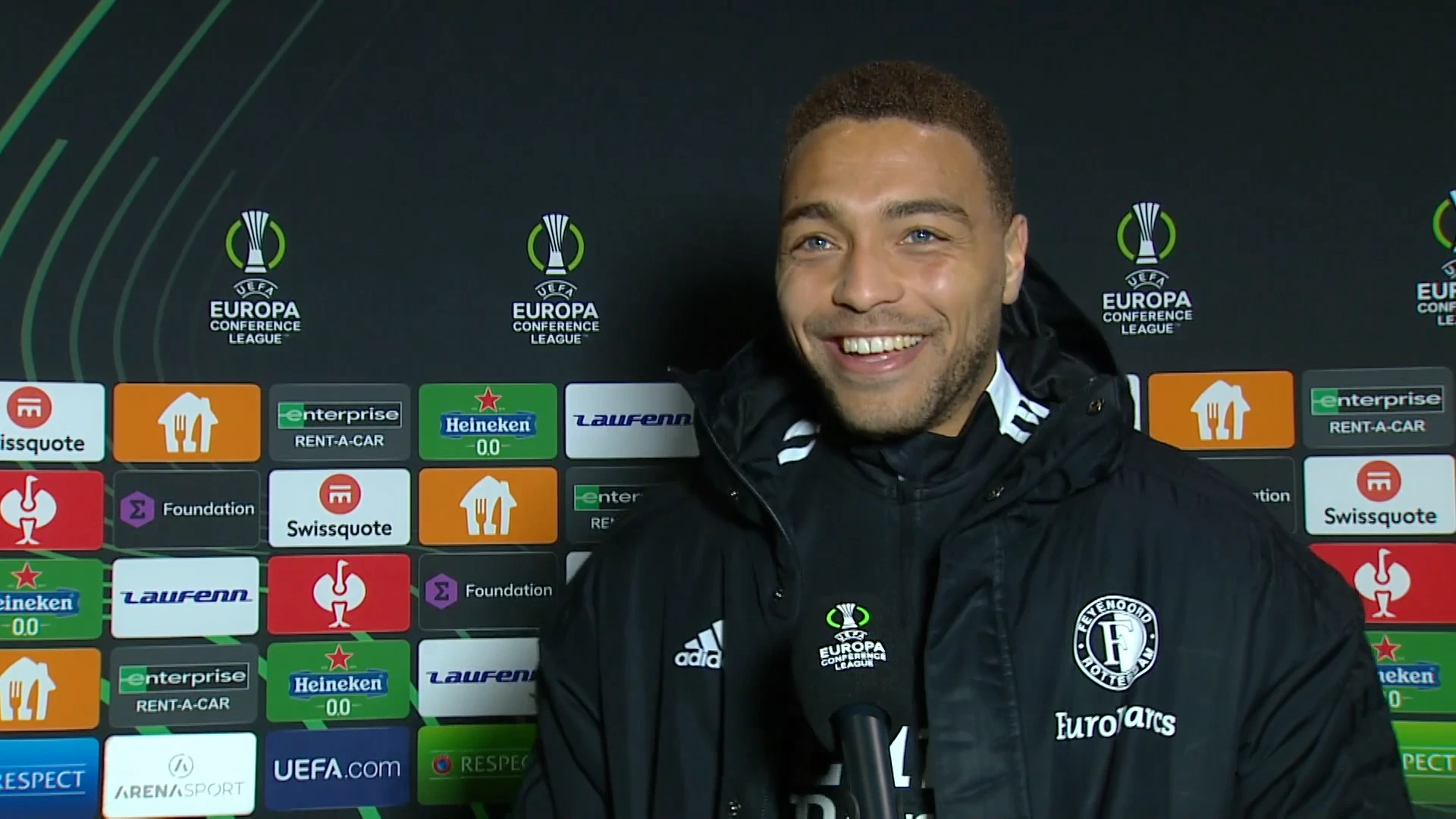 Dessers blij met basisplaats: 'Zit er al het hele seizoen tegenaan'