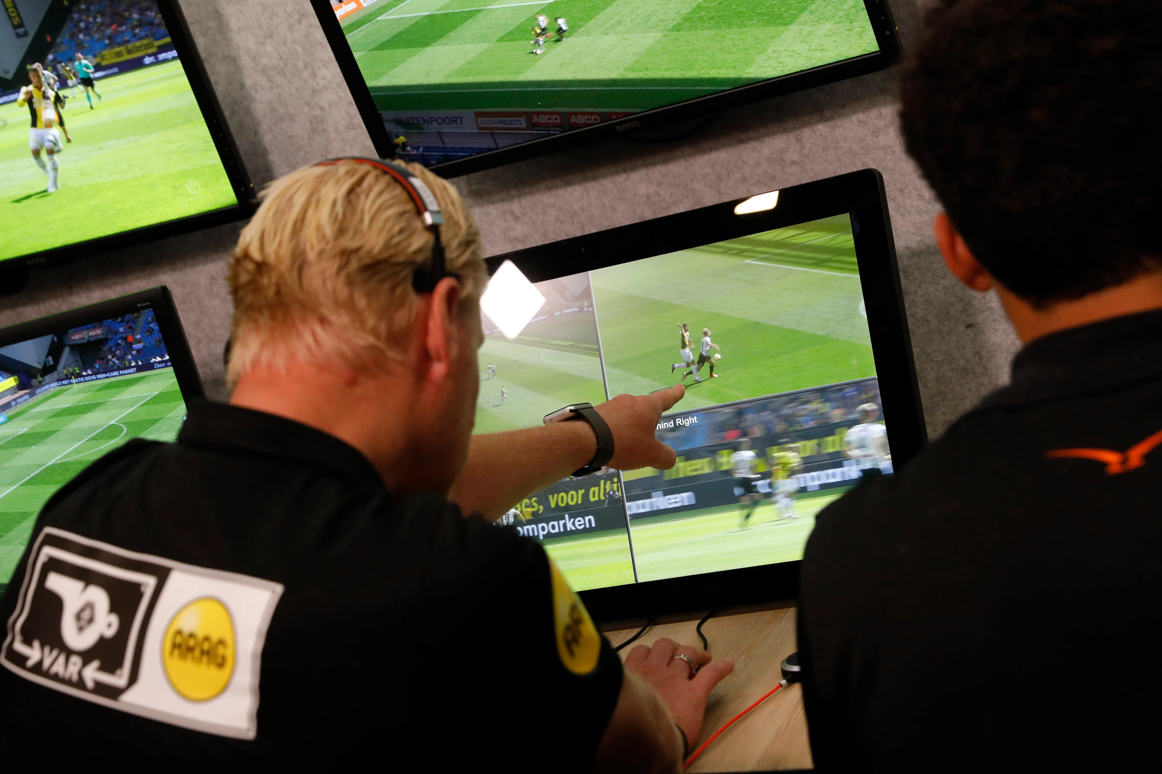 OFFICIEEL: UEFA introduceert VAR in achtste finales Champions League