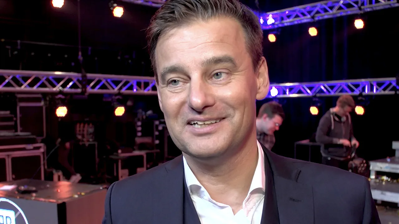 VERONICA INSIDE WINT RADIORING! ‘Schaamteloos, maar wel effectief!’