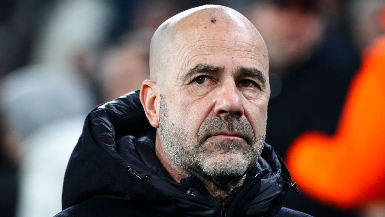 Peter Bosz is duidelijk: 'Waarom zou ik nerveus worden van Ajax?'