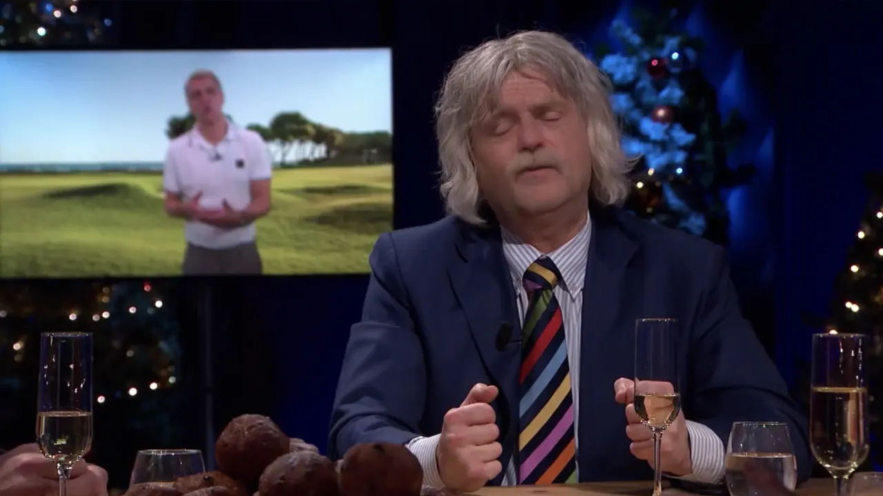 Johan Derksen-persiflage zingt Danny Vera's 'Roller Coaster'