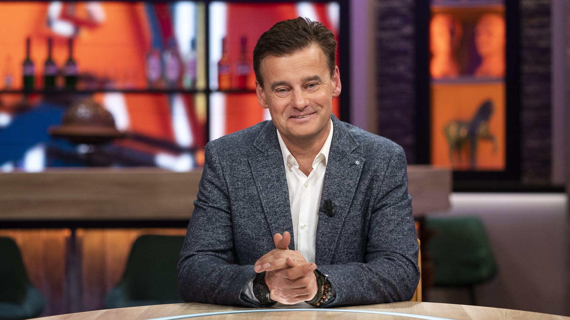 Johan Derksen en René van der Gijp maandag weer op tv; Wilfred Genee vrijdag al terug