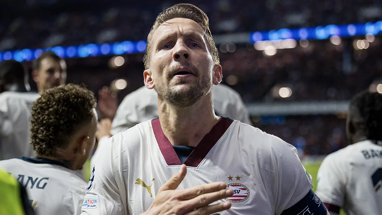 'Luuk de Jong is veruit de beste kopper van de wereld'