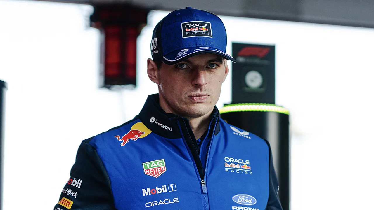 Max Verstappen spreekt van 'rampdag' na pijnlijke start in China: 'Dat was het grootste probleem'