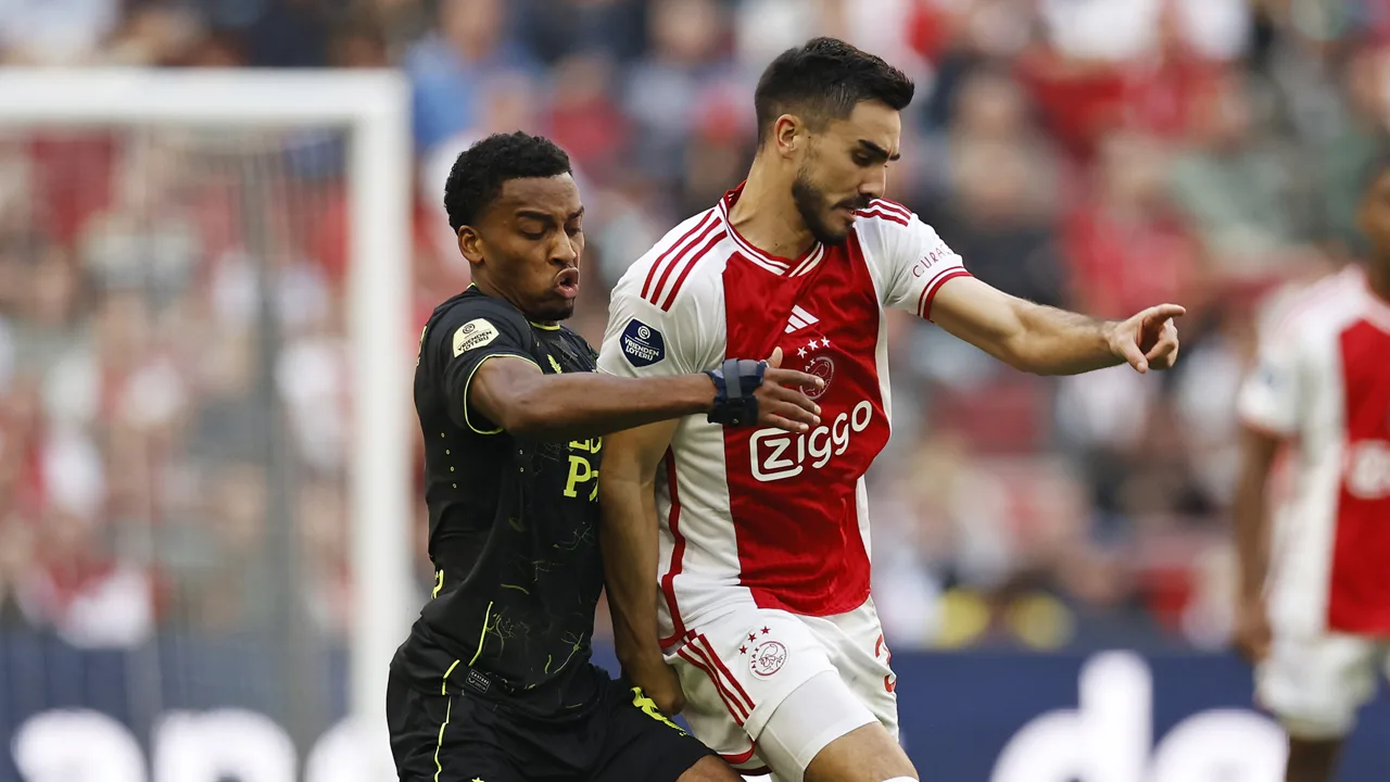 Ajax - Feyenoord wordt woensdag uitgespeeld