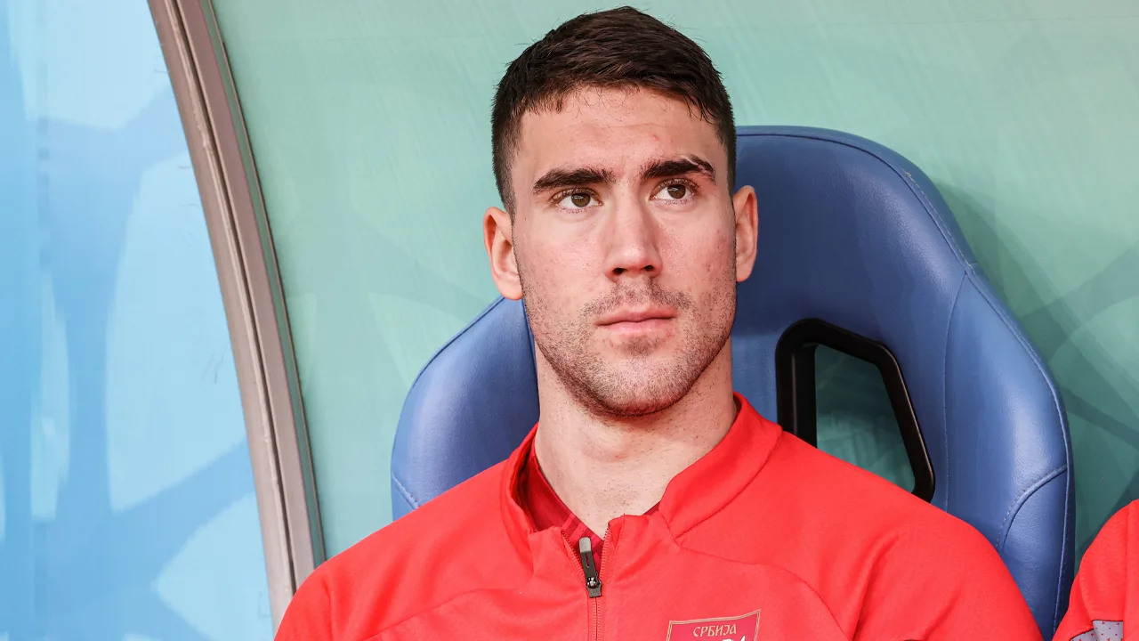 Hommeles bij de Serviërs: 'Sterspeler Vlahovic had affaire met vrouw van reservekeeper'