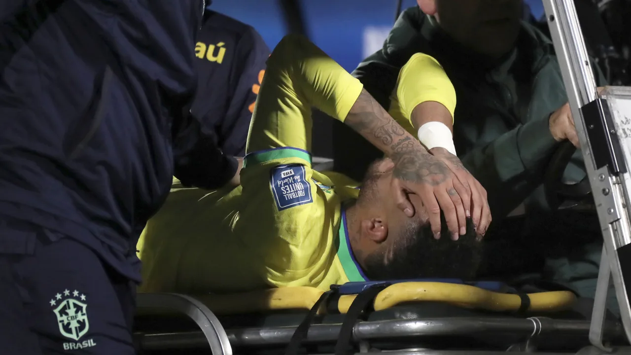 Drama voor Neymar: aanvaller maanden uit de roulatie door gescheurde kruisband