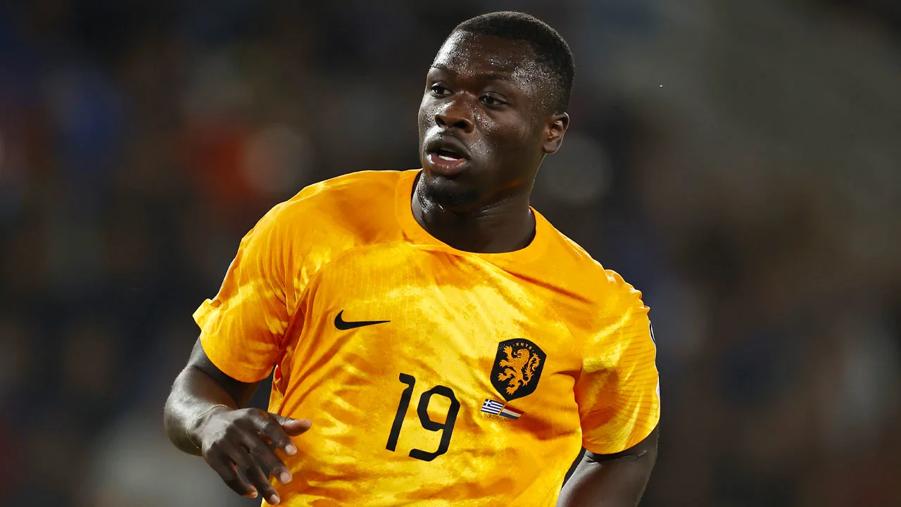 Brobbey: ‘Mijn streven is komend EK de vaste spits van Oranje te worden’